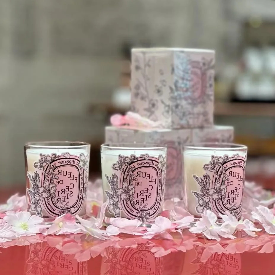 Scented Candle Luxury - Romantyczne limitowane świece Diptyques Sakura zapachowa